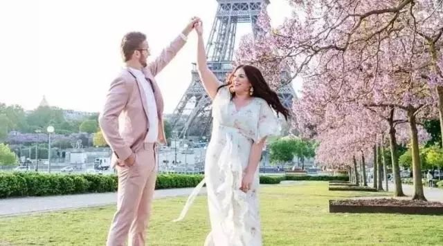 92后女孩胖到200斤却爆红时尚圈,还嫁给了大帅哥!